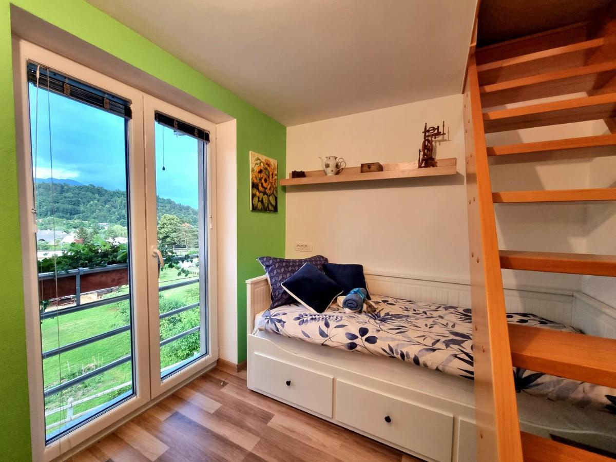 Gartnar Home -Hiska S Pridihom Domacnosti In Pogledom Na Hribe. Radovljica Dış mekan fotoğraf
