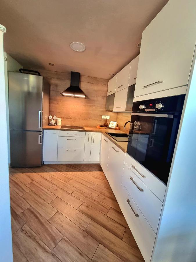 Gartnar Home -Hiska S Pridihom Domacnosti In Pogledom Na Hribe. Radovljica Dış mekan fotoğraf