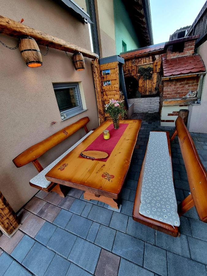 Gartnar Home -Hiska S Pridihom Domacnosti In Pogledom Na Hribe. Radovljica Dış mekan fotoğraf